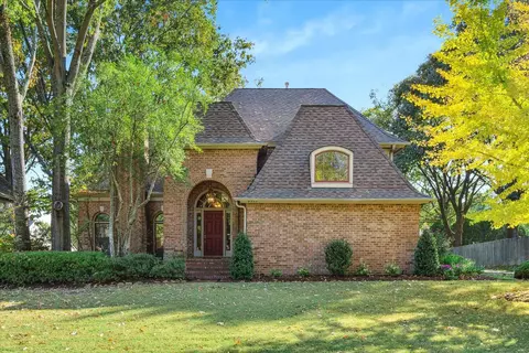 8377 Willow Oak Rd, Germantown, TN 38139