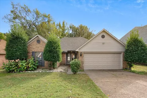7311 Peppermill Ln E, Memphis, TN 38125