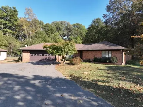 332 Nelson Dr, Brighton, TN 38011