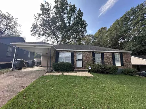 3177 Maple Hill Dr, Memphis, TN 38118