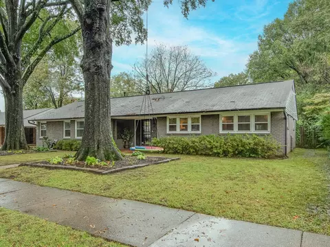 4898 Dee Rd, Memphis, TN 38117 photo 2