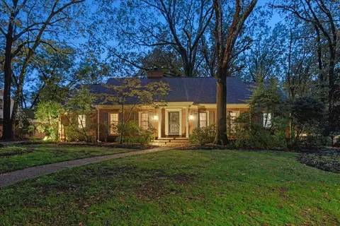6363 Forest Grove Dr, Memphis, TN 38119