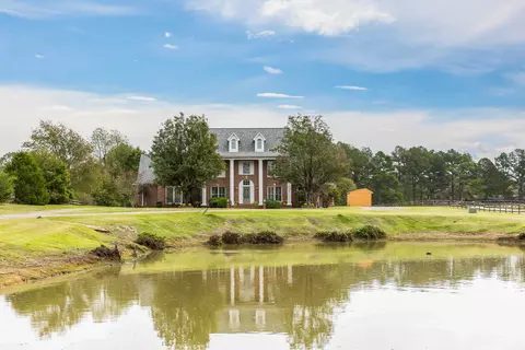 1224 Quinn Rd, Collierville, TN 38017