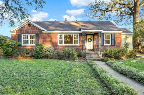 786 Estridge Dr, Memphis, TN 38122