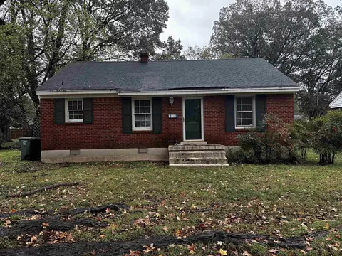 798 St Nick Dr, Memphis, TN 38117