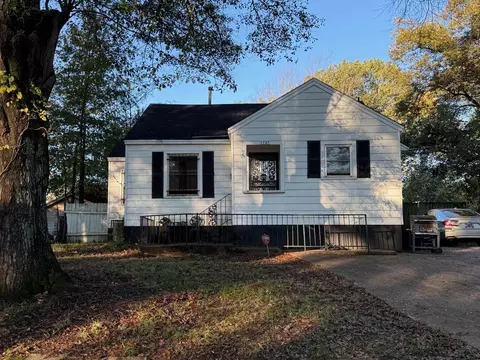 1737 Wellington St, Memphis, TN 38106