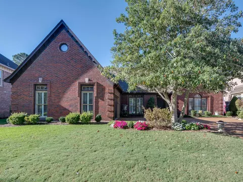 8853 Darby Dan Ln, Germantown, TN 38138