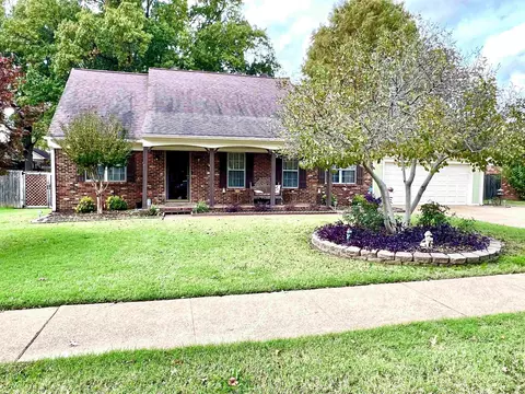 3281 Keeshond Cv, Bartlett, TN 38134