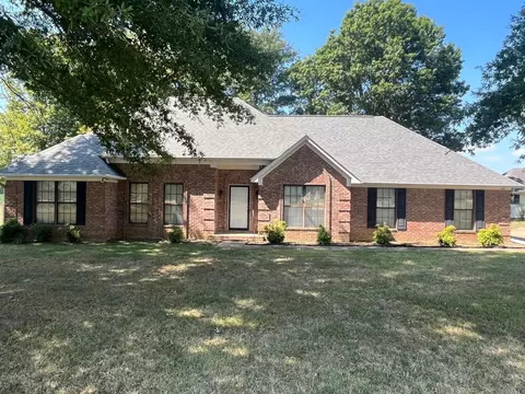 1484 Holly Grove Rd, Covington, TN 38019