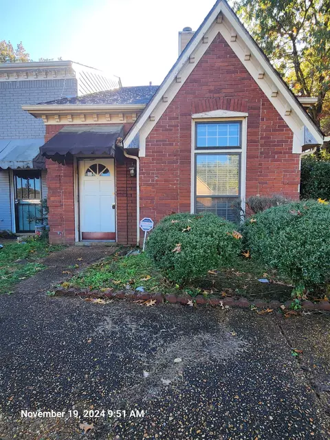 3000 New London Dr, Memphis, TN 38115