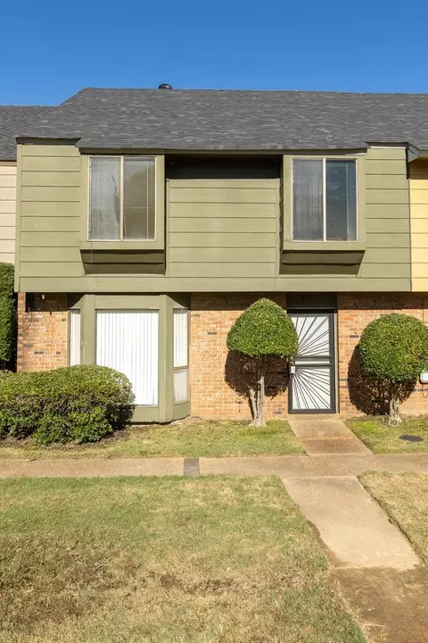 2107 Seven Oaks Dr #2107, Memphis, TN 38116