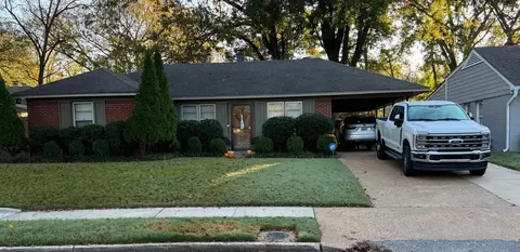 440 N Fernway Rd, Memphis, TN 38117