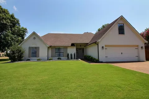 1346 Grey Wolf Dr, Collierville, TN 38017 photo 2