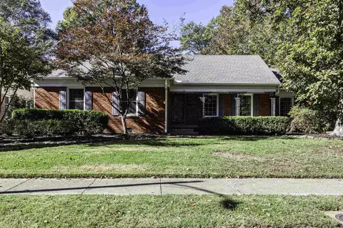 95 Robert Dell Cv, Memphis, TN 38117