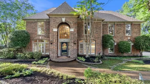 9566 Doe Meadow Dr, Germantown, TN 38139