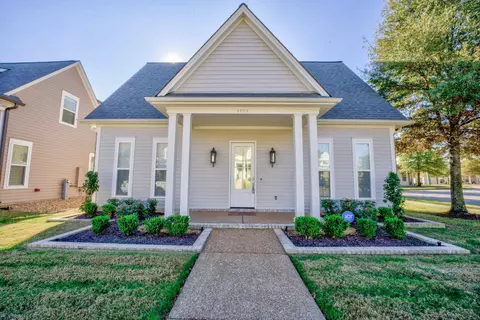 1553 Vireo Dr, Collierville, TN 38017