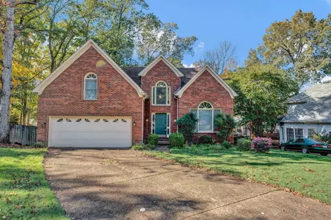 1473 Eyrie Crest Cv, Memphis, TN 38016