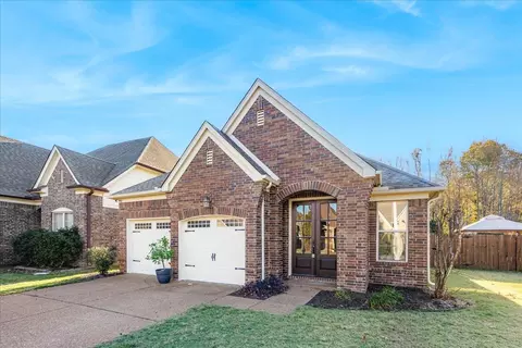 9965 Bowmore Dr, Cordova, TN 38016