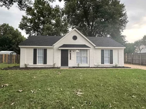 3845 Carroll Dr, Horn Lake, MS 38637