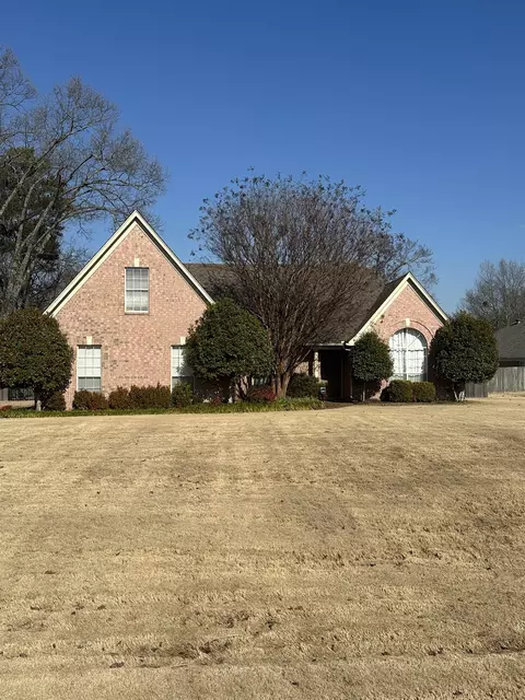 10394 Loftin Dr, Olive Branch, MS 38654