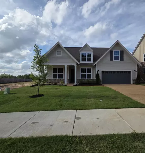 110 Live Oak Cv, Oakland, TN 38060