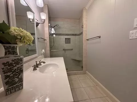 Bath - 101 Bettydale Cir, Iuka, MS 38852 photo 1 of 3