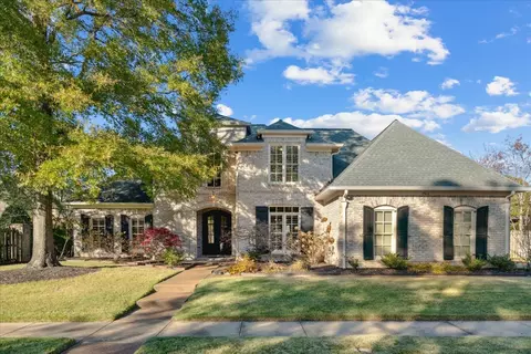 1964 S Templeton Cir, Collierville, TN 38017