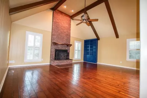 7980 Farindon Dr, Germantown, TN 38138