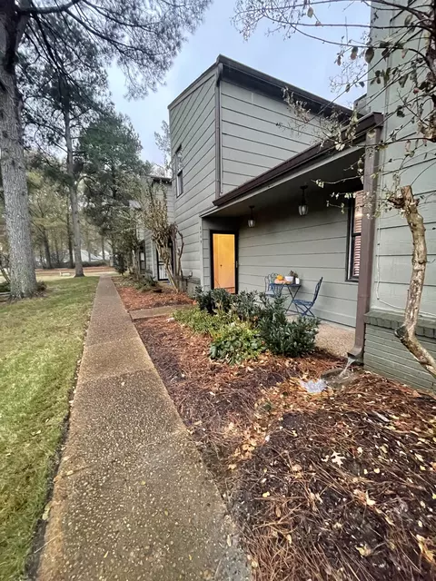 8469 Rothchild Rd #33, Germantown, TN 38139