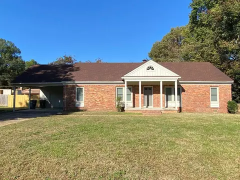 1630 Janis Dr, Memphis, TN 38116