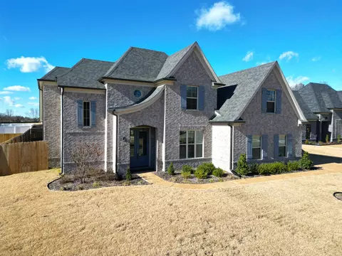 35 Betsy Valley Dr, Oakland, TN 38060