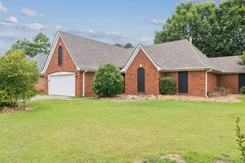 7764 Shadow Glen Ln, Arlington, TN 38002