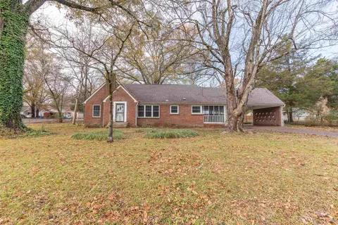 12285 S Main St, Somerville, TN 38068