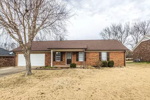 114 Regency Dr, Brighton, TN 38011