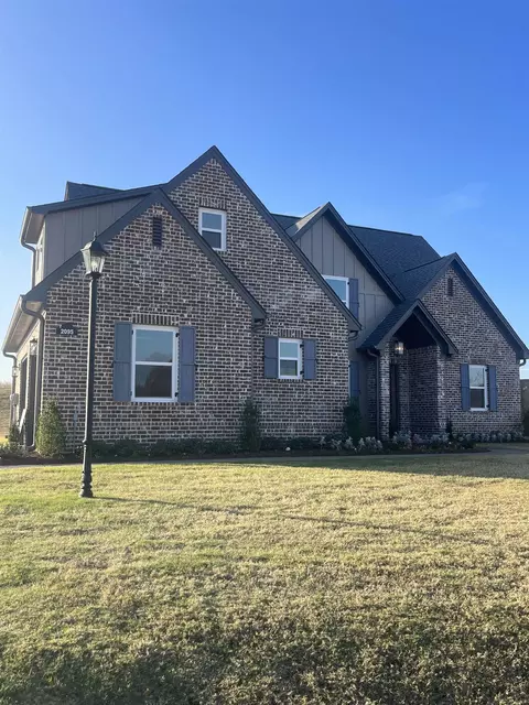 2095 Livingston Way Dr S, Hernando, MS 38632 photo 2