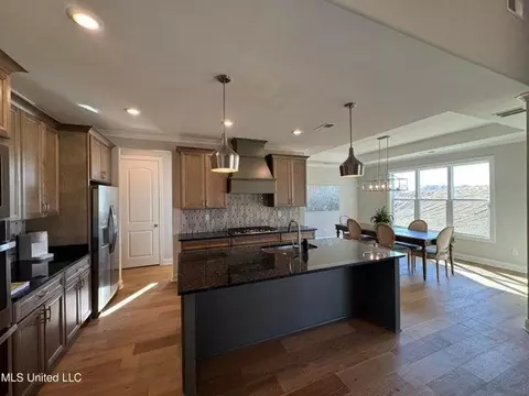 2095 Livingston Way Dr S, Hernando, MS 38632 photo 3