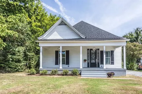 402 E Pleasant Ave E, Covington, TN 38019