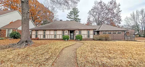 2296 Carrollwood Ln, Memphis, TN 38016