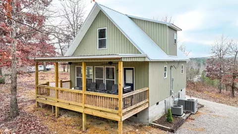 360 Slide Dr, Counce, TN 38326