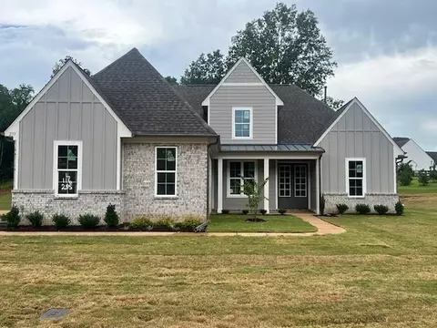 235 Drake Dr, Piperton, TN 38017