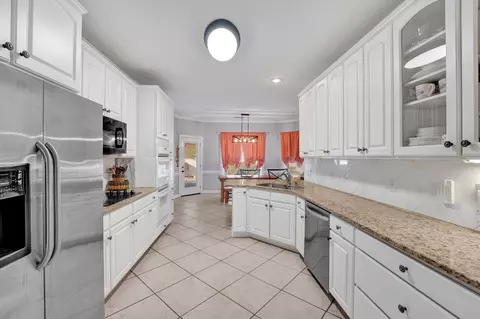 571 Roehampton Cv, Collierville, TN 38017 photo 12