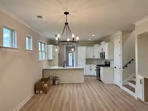 5549 Shipp Rd, Millington, TN 38053