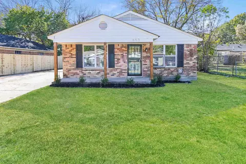 653 Blackhawk Rd, Memphis, TN 38109