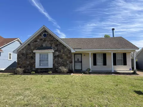 4609 Crestfield Dr, Millington, TN 38053