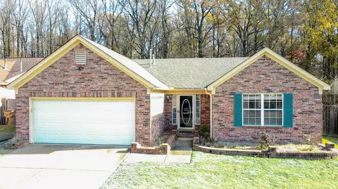 4166 Hampton Manor Ln, Memphis, TN 38128