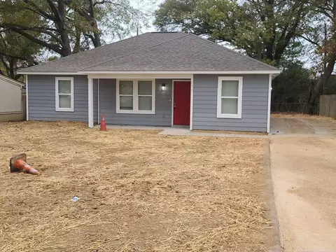 570 Hemsley Dr, Memphis, TN 38109