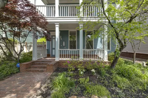 128 Harbor Town Blvd, Memphis, TN 38103