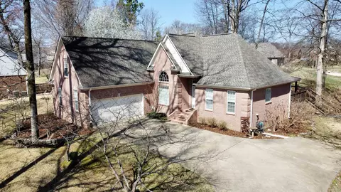 255 Meadow Glen Dr, Somerville, TN 38068
