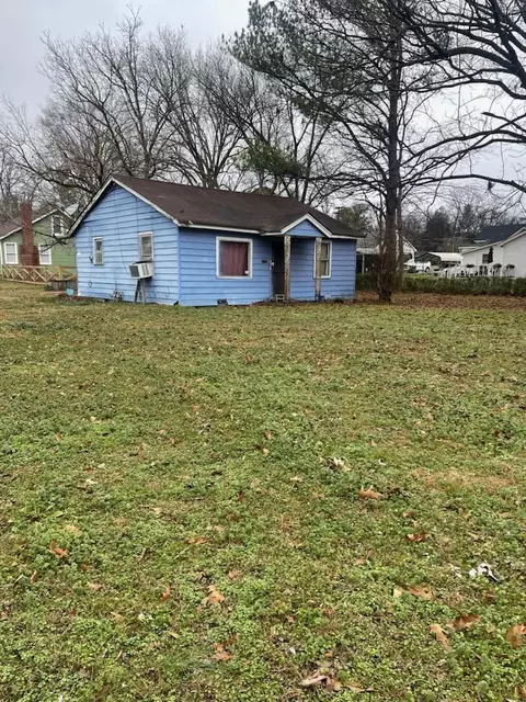 340 S Main St, Henning, TN 38041