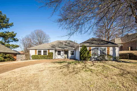8676 N Rhonda Cir, Memphis, TN 38018